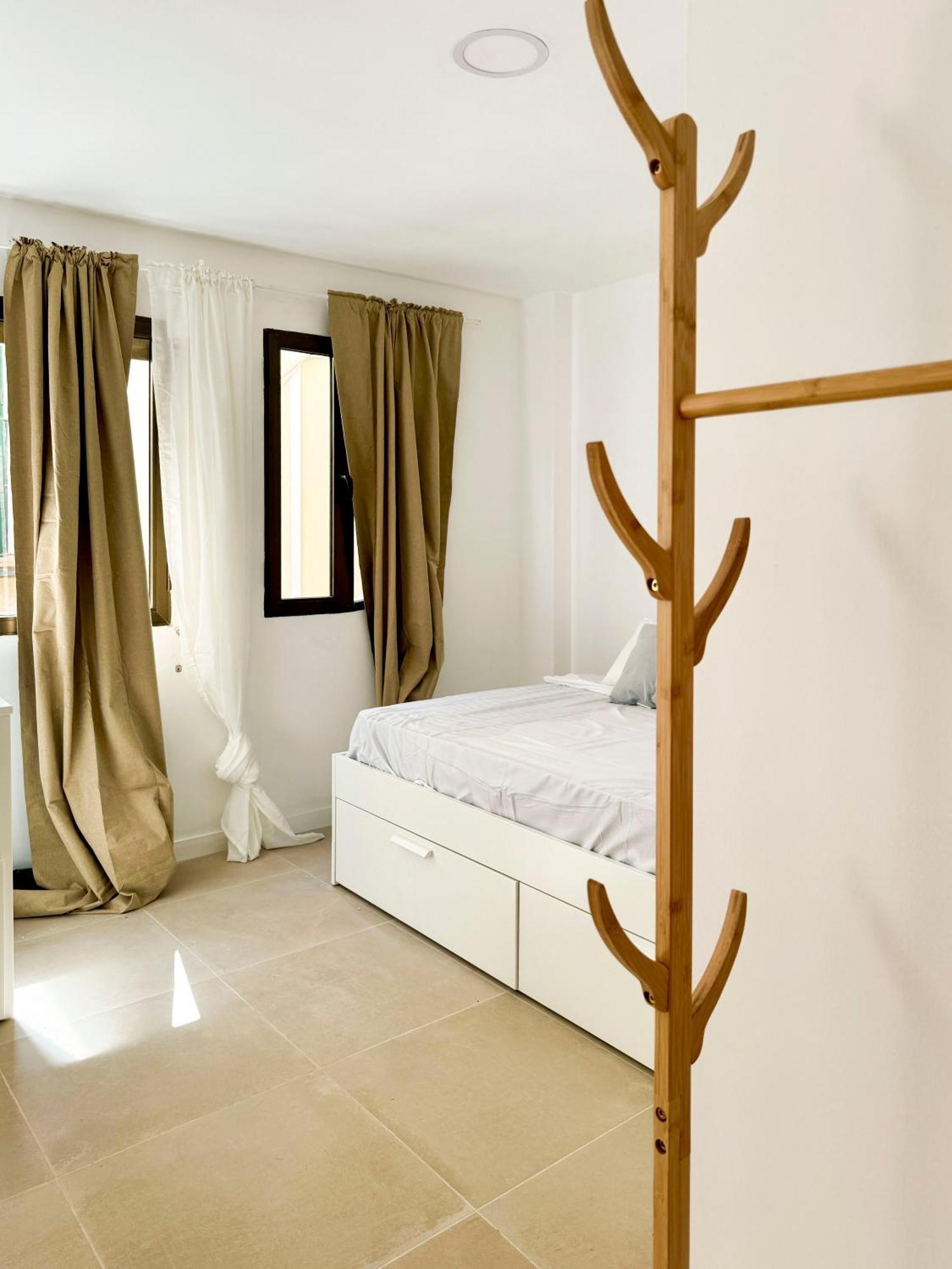 Апартаменты Apartamento Hawkins Costa 2A Альхесирас Экстерьер фото